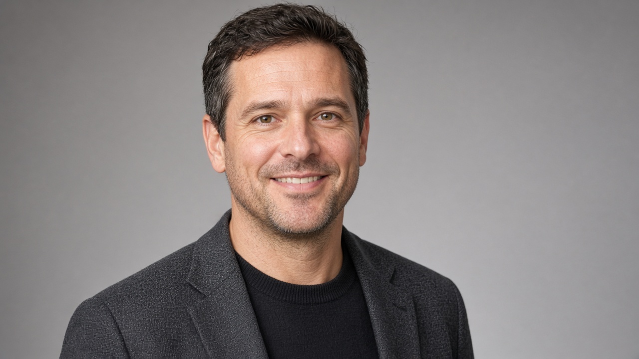 Steven, Director of Marketing